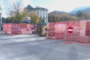 Viale Geno, accolto il ricorso di tre esercenti di piazza De Gasperi: rischio stop al cantiere