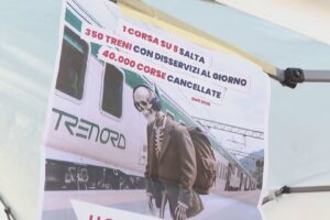 LombardiaSiMuove, raccolta firme per la legge di iniziativa popolare contro i disservizi di Trenord
