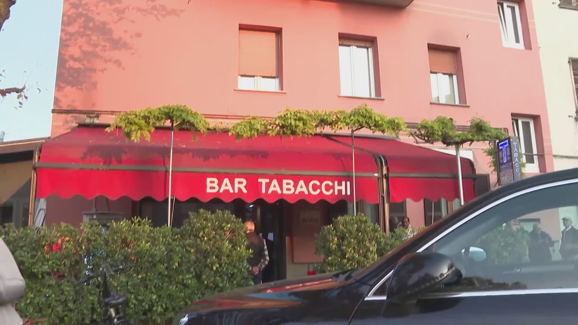 Omicidio a Vighizzolo: accoltellato fuori dal bar, muore 55enne. Fermato un 33enne di Cantù