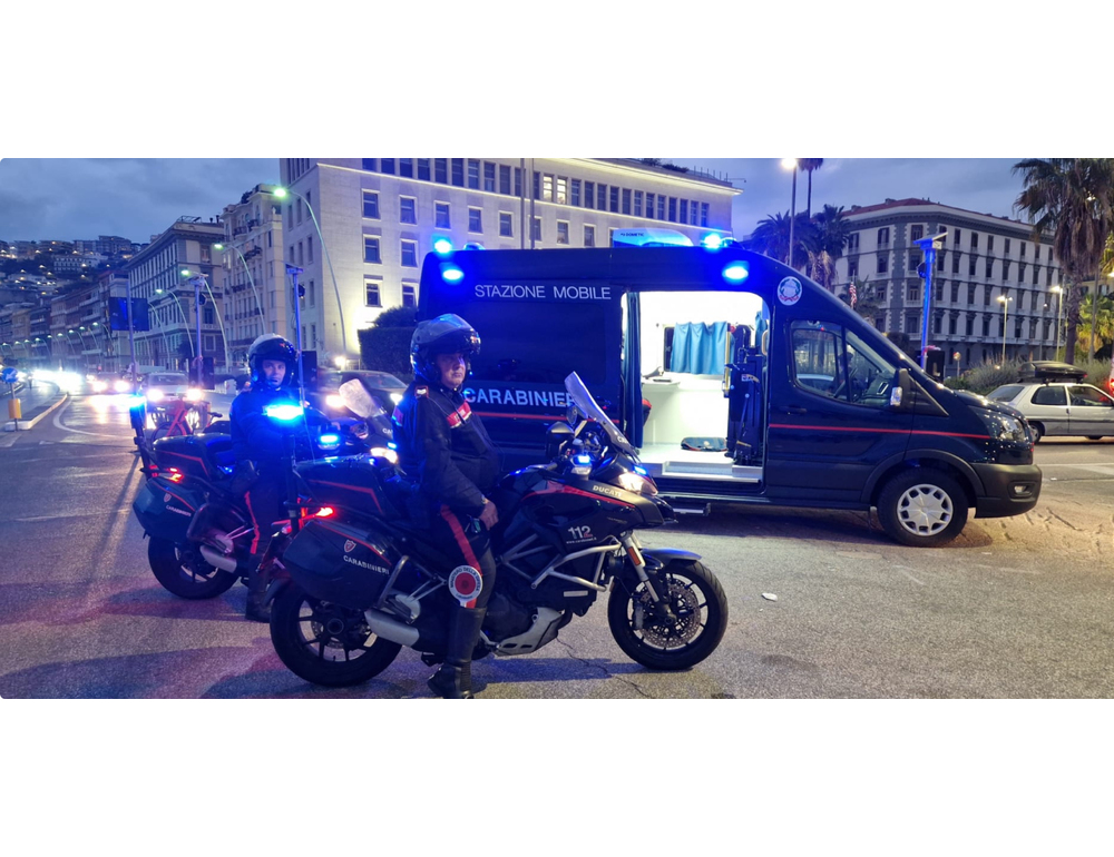 A Napoli tassista alla guida senza aver mai conseguito la patente