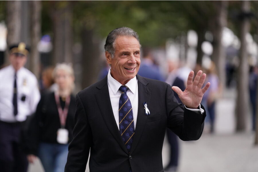 L'ex governatore di Ny si è regalato una proprietà storica chiamata Seatuck Lodge