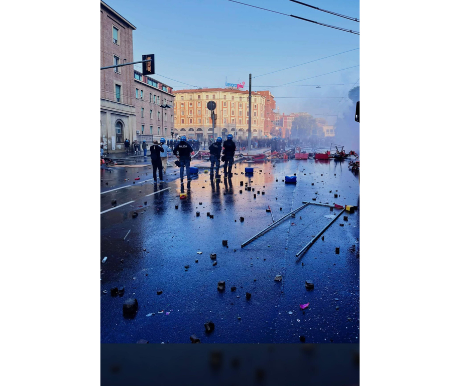 Arrestato a Bologna il 17 ottobre, 21enne presenta denuncia