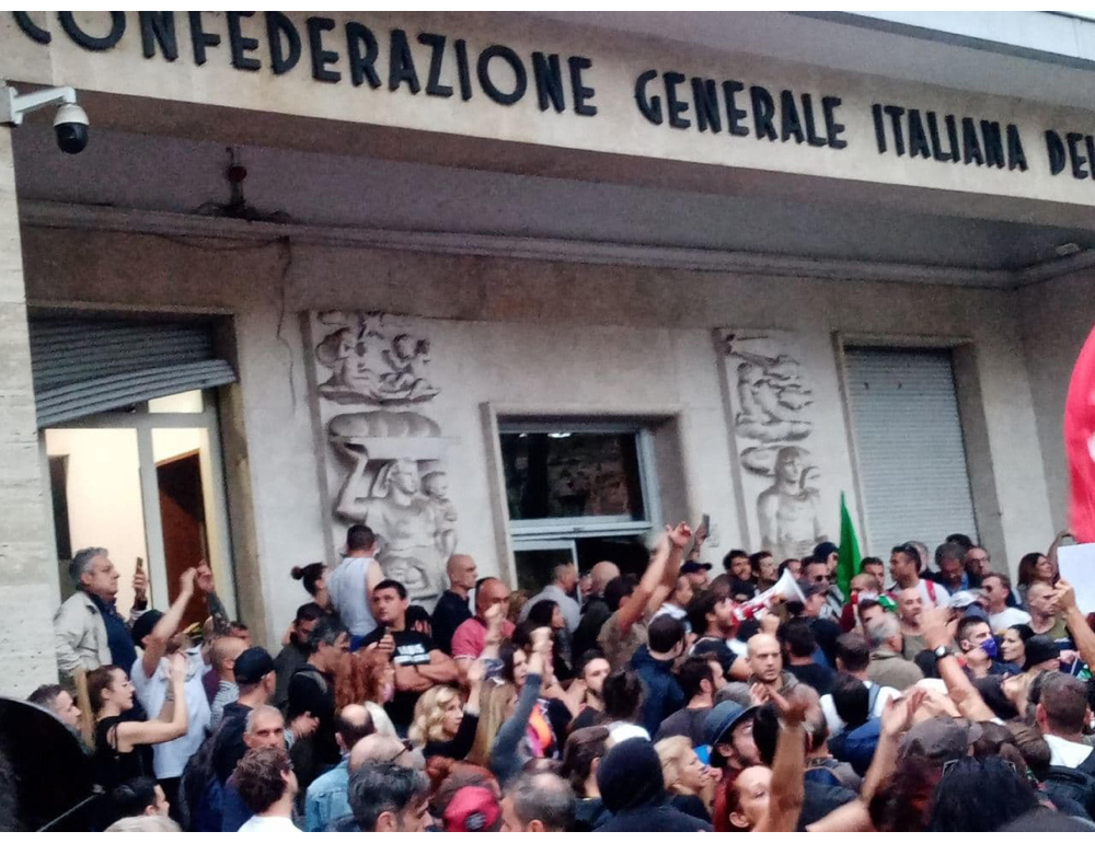 Assalto alla Cgil, giudici d’appello in camera di consiglio
