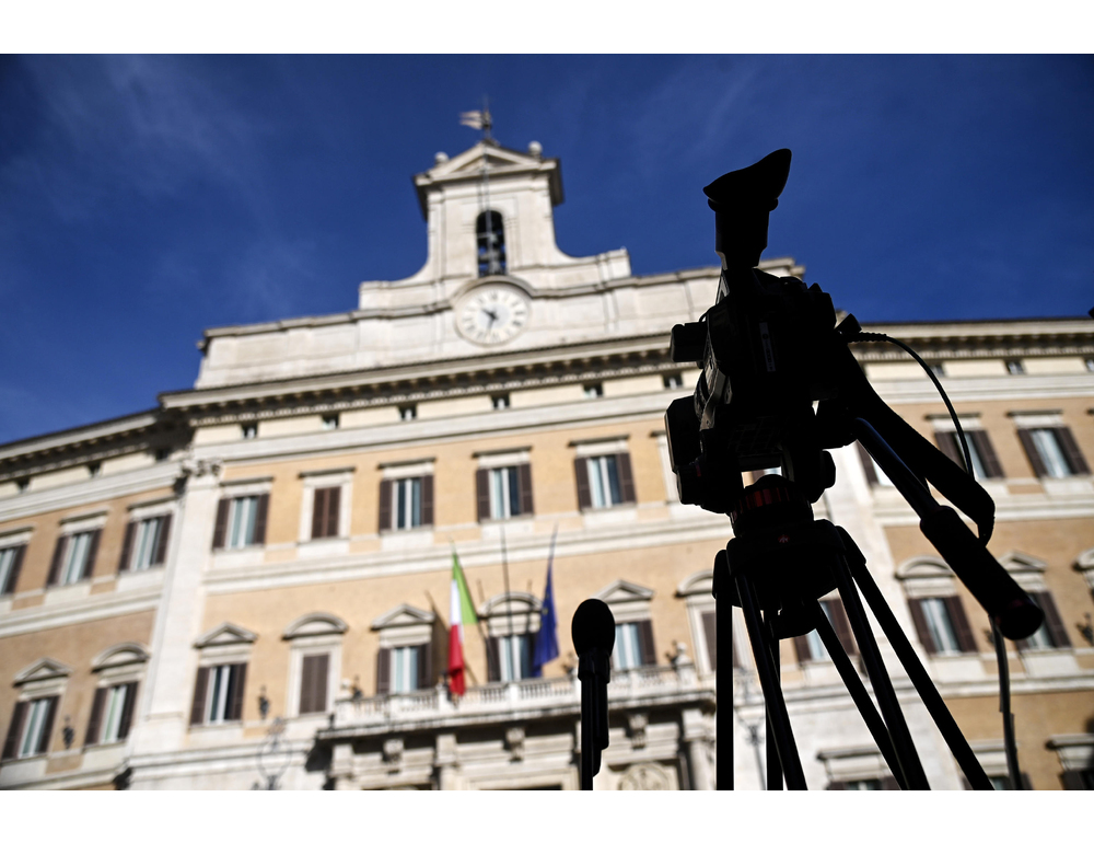 Attacchi hacker alla Camera. Prese di mira caselle mail, anche quella di Meloni