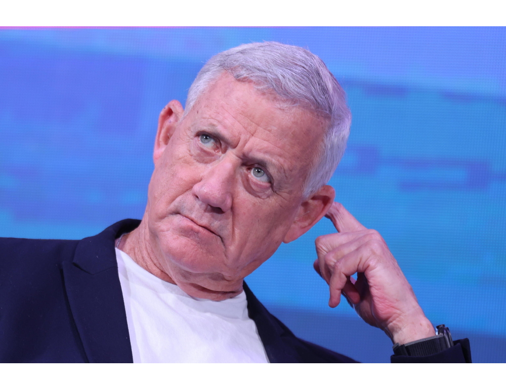 Benny Gantz si ritira dalle elezioni a otto giorni dal voto