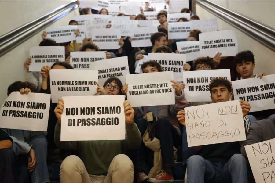 Criticate le scelte della direzione