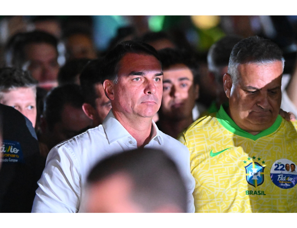 Buenos Aires, ‘per Bolsonaro viaggio in aereo dall’Argentina all’Ecuador’