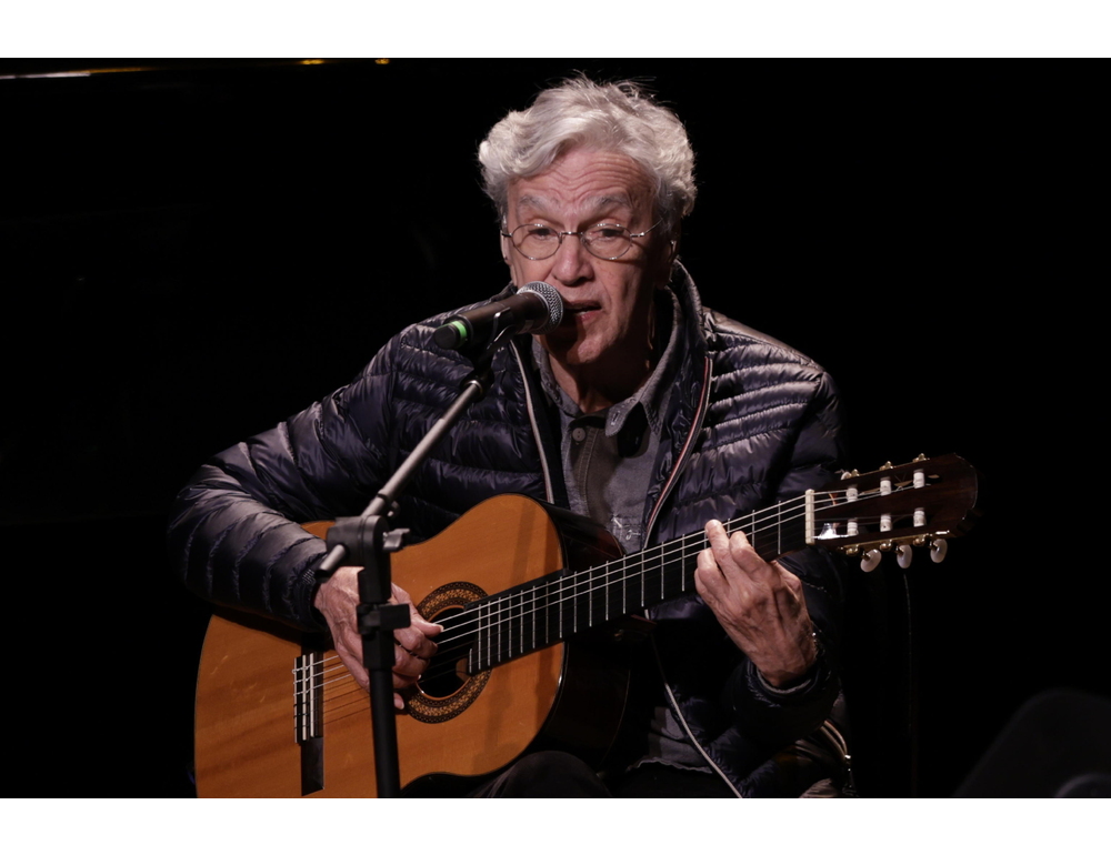 Caetano Veloso chiede un risarcimento per gli insulti ricevuti in campagna elettorale