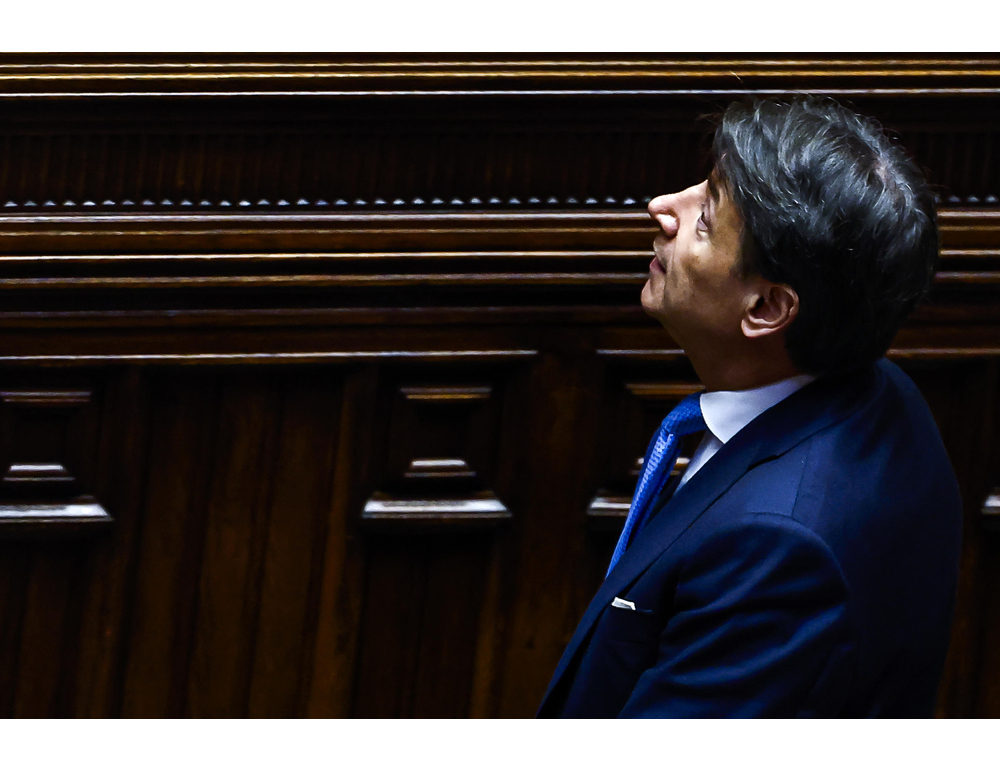 Conte, un attimo dopo l’assemblea Pd tavolo di programma e poi primarie