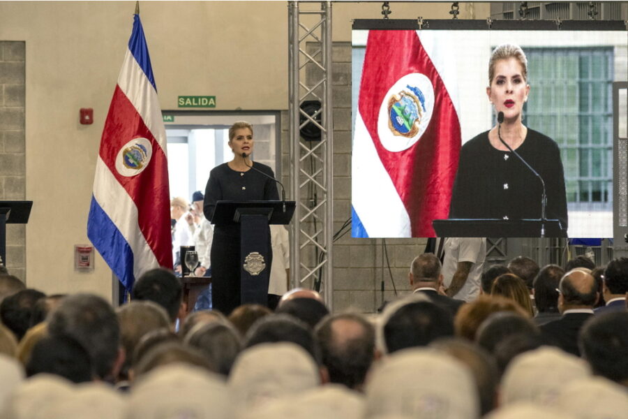 La presidente Fernández difende la linea dura e i diritti umani