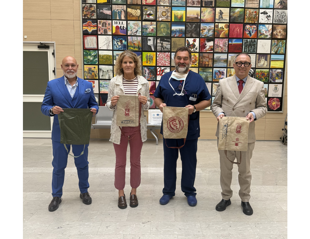 Dalle vele del Vespucci le borsette porta drenaggi per pazienti oncologiche