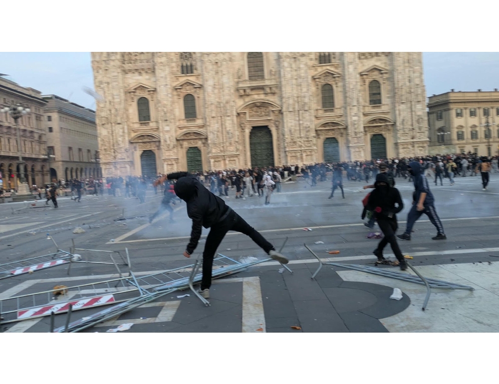 Demoskopika, giovani in piazza, indignazione per caro vita davanti a tutto