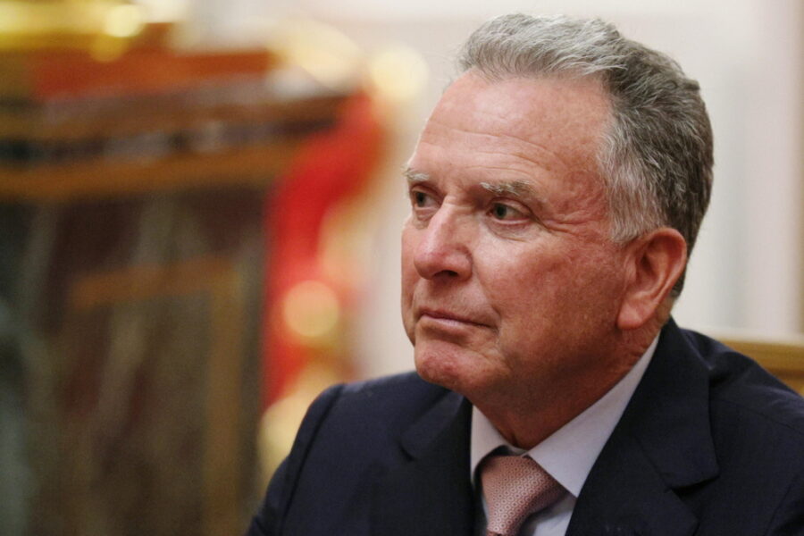 'Stati Uniti chiedono all'Ucraina di non bombardare più le raffinerie russe'