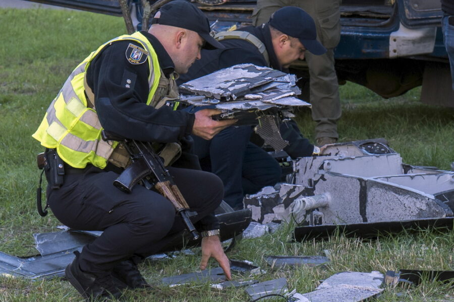 Al momento dell'impatto si trovavano in un rifugio antiaereo