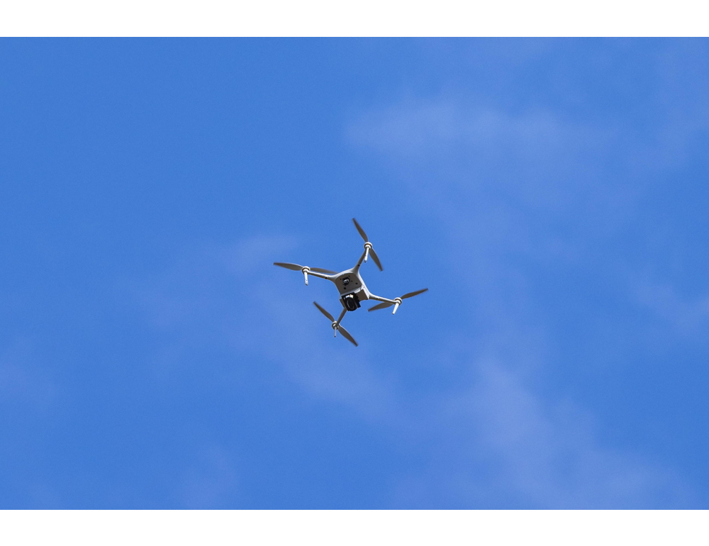 Drone viola lo spazio aereo lituano, allerta alla popolazione