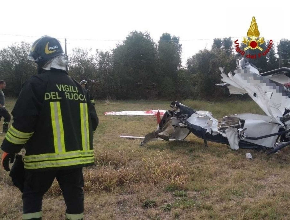 Due ultraleggeri si scontrano in volo a Sassuolo, uno precipita