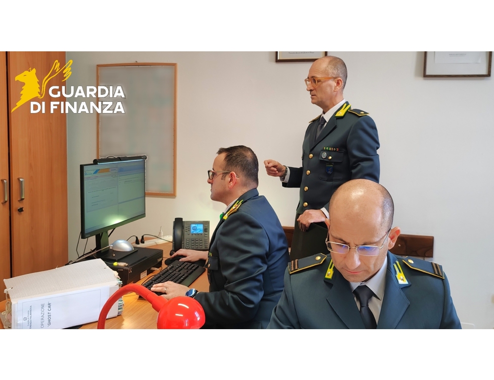 Escort evade oltre 200mila euro al Fisco, scoperta dalla Gdf in Friuli