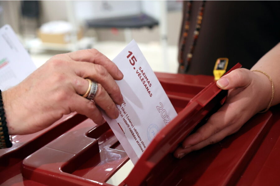 Crescono le sigle populiste. Grande sconfitto delle elezioni è l'Unione dei Verdi