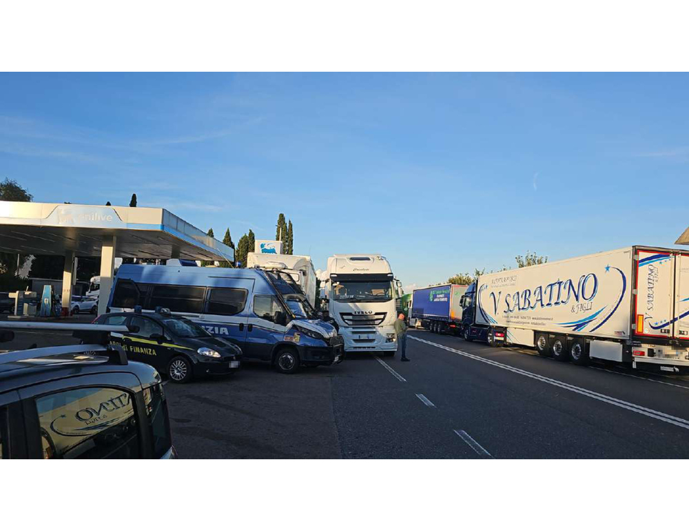 Fedralog sospende il fermo dell’autotrasporto in Calabria