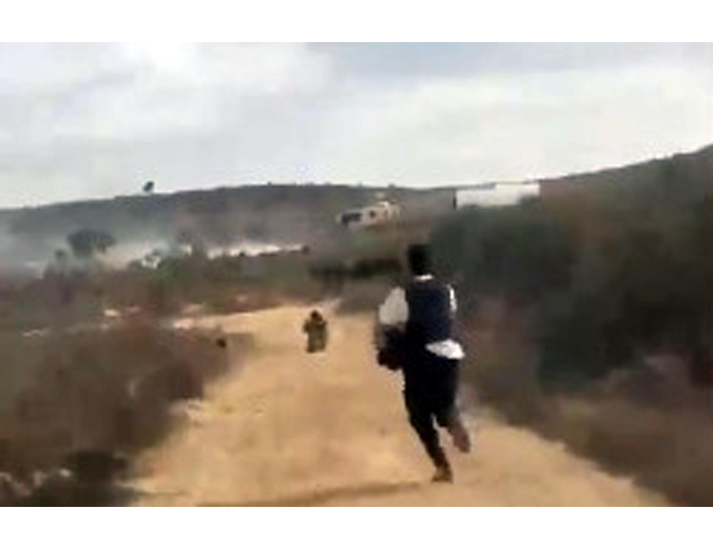 Fotoreporter WP aggredita dai coloni, ‘mi hanno spinto a terra e preso a calci’