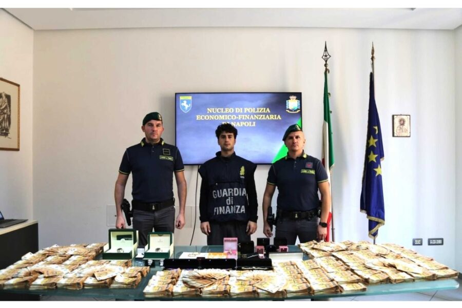 Sigilli dei finanzieri anche a fabbricati