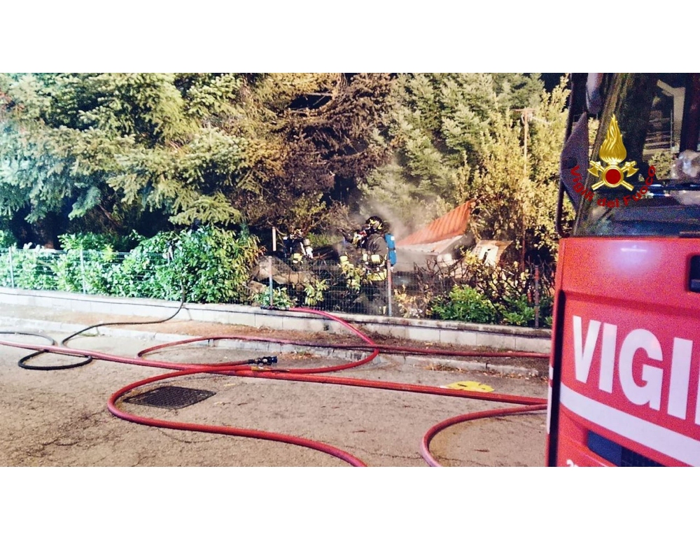 Fuga di gas ed esplosione in casa su ruote nel Maceratese, un ustionato
