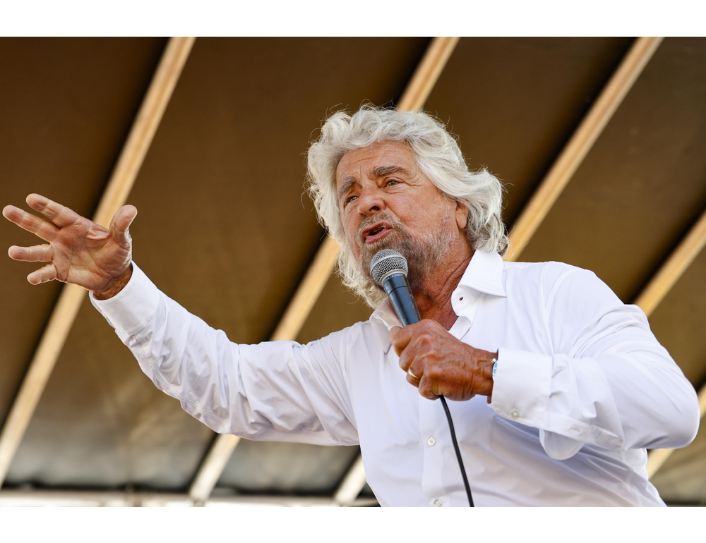 Grillo affonda sul M5s, ‘si ispirava a San Francesco, ora sfrutta il poltronificio’