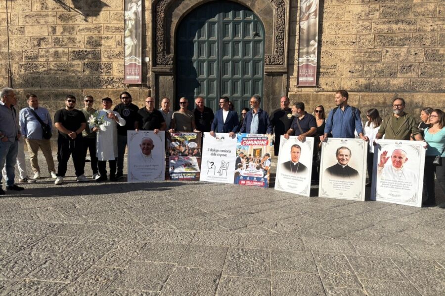Protesta di Confimprese: "I sacramenti uniscono"