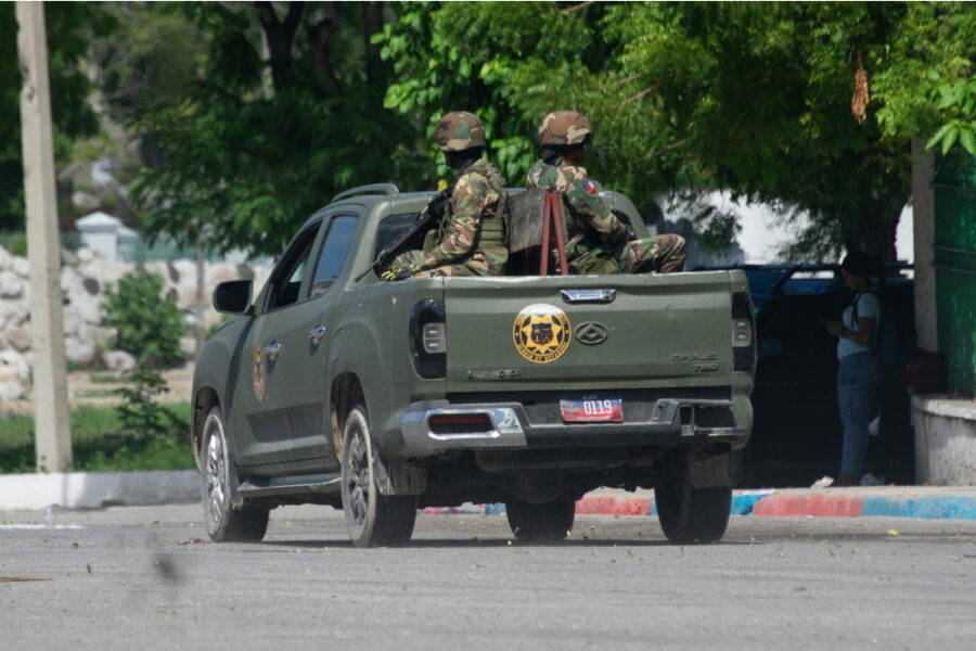 Proseguono le ricerche di quattro militari salvadoregni