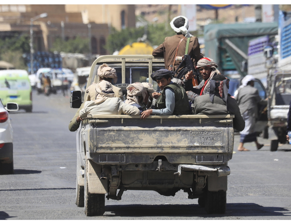 ‘Houthi prendono di mira la sede del governo a Aden in Yemen’