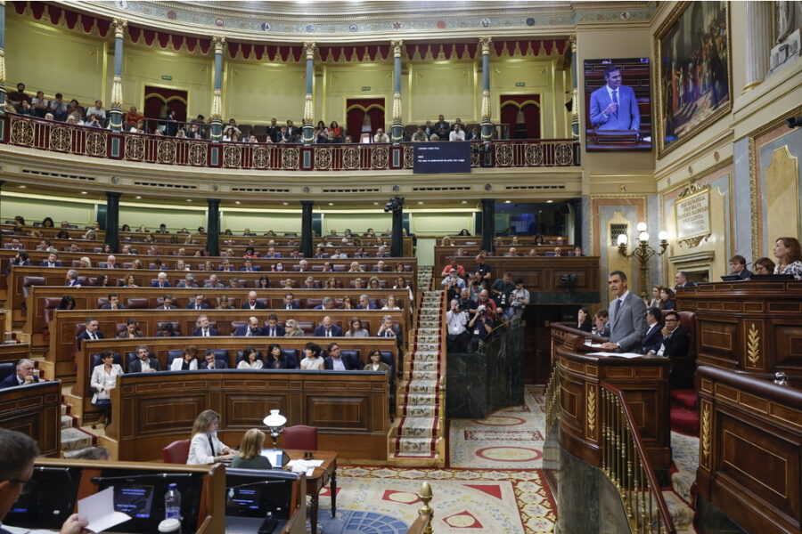 Con 172 voti a favore e 178 contrari del Partito Popolare