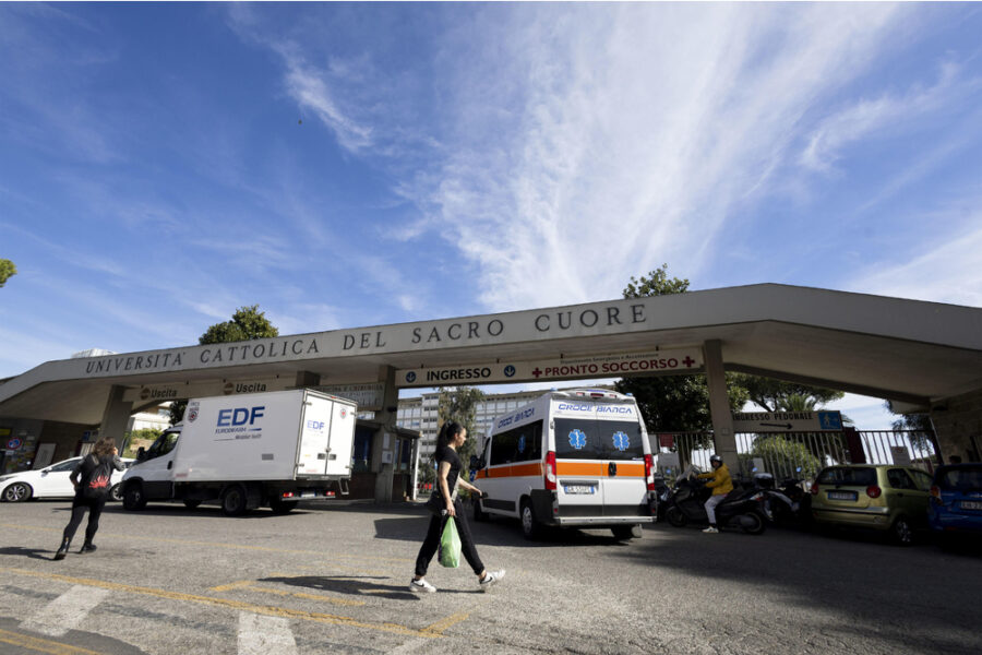 "Il decorso post-operatorio procede regolarmente". Ha ripreso l'attività lavorativa