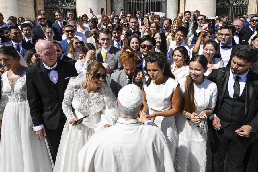 La prefazione al nuovo Youcat Love Forever