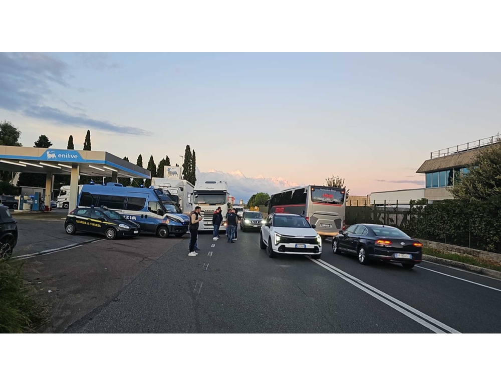 Iniziata in Calabria la protesta dei Tir, presidi in tutte le province