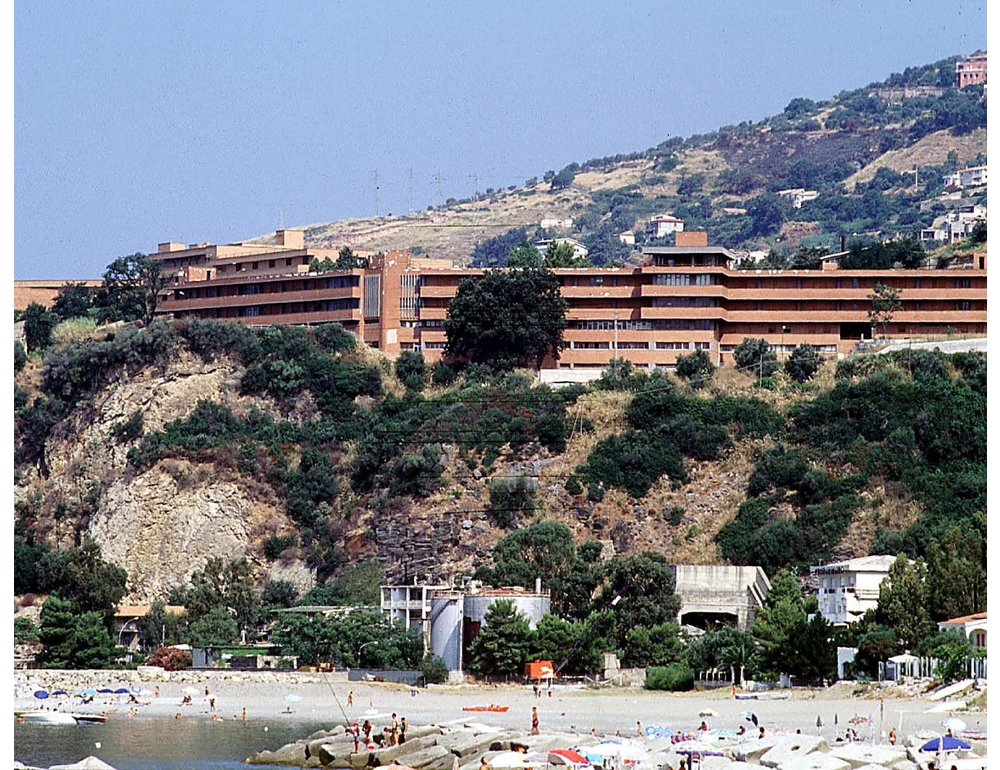 Intimidazione a dottoressa nel Cosentino, cartucce sull’auto fuori ospedale