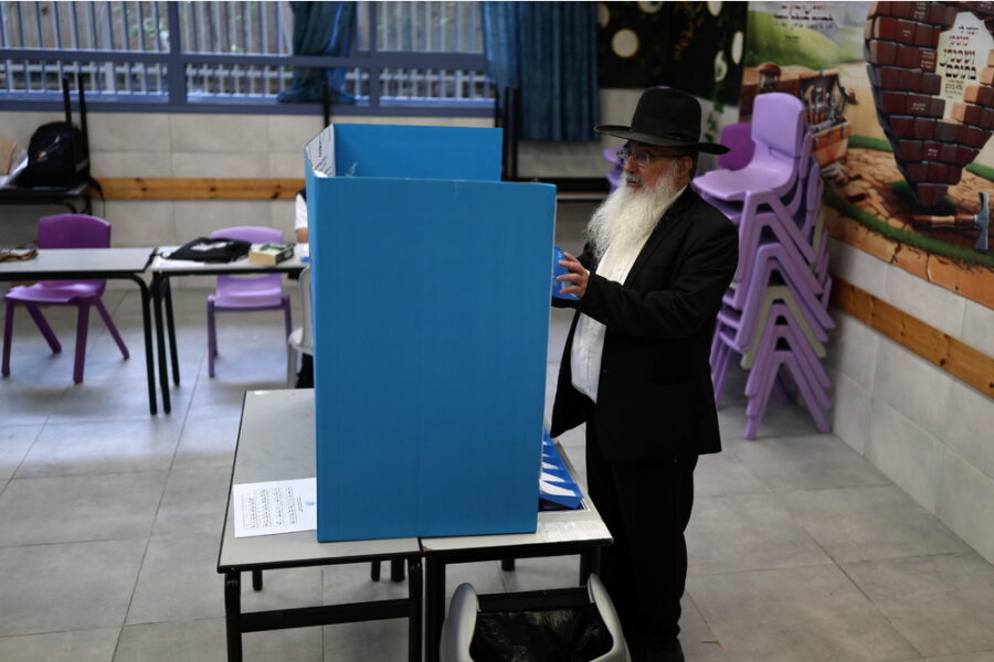 Pari a 2.000.000 di votanti