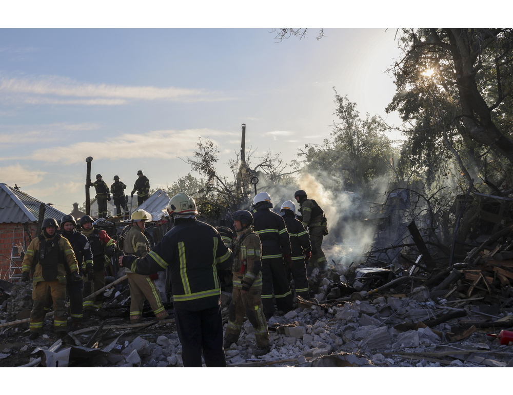Kiev, ‘attacchi con bombe guidate in pieno giorno su Kharkiv, 3 morti’