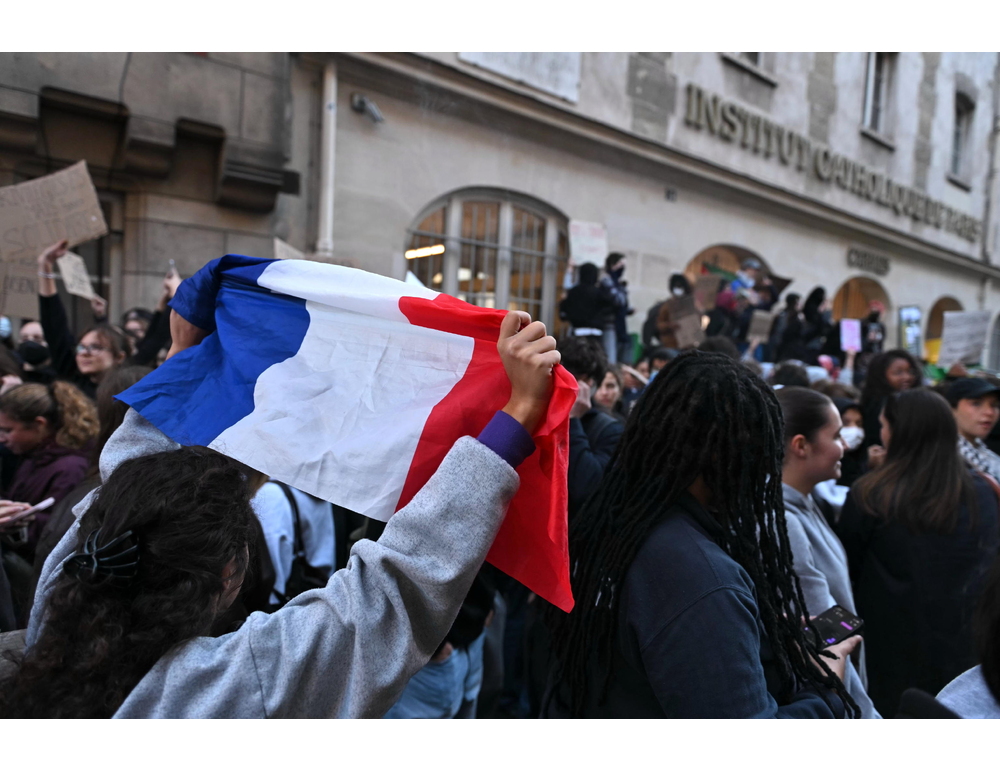 L’Unicef richiama la Francia, ‘basta violenze proteggere, i minorenni’
