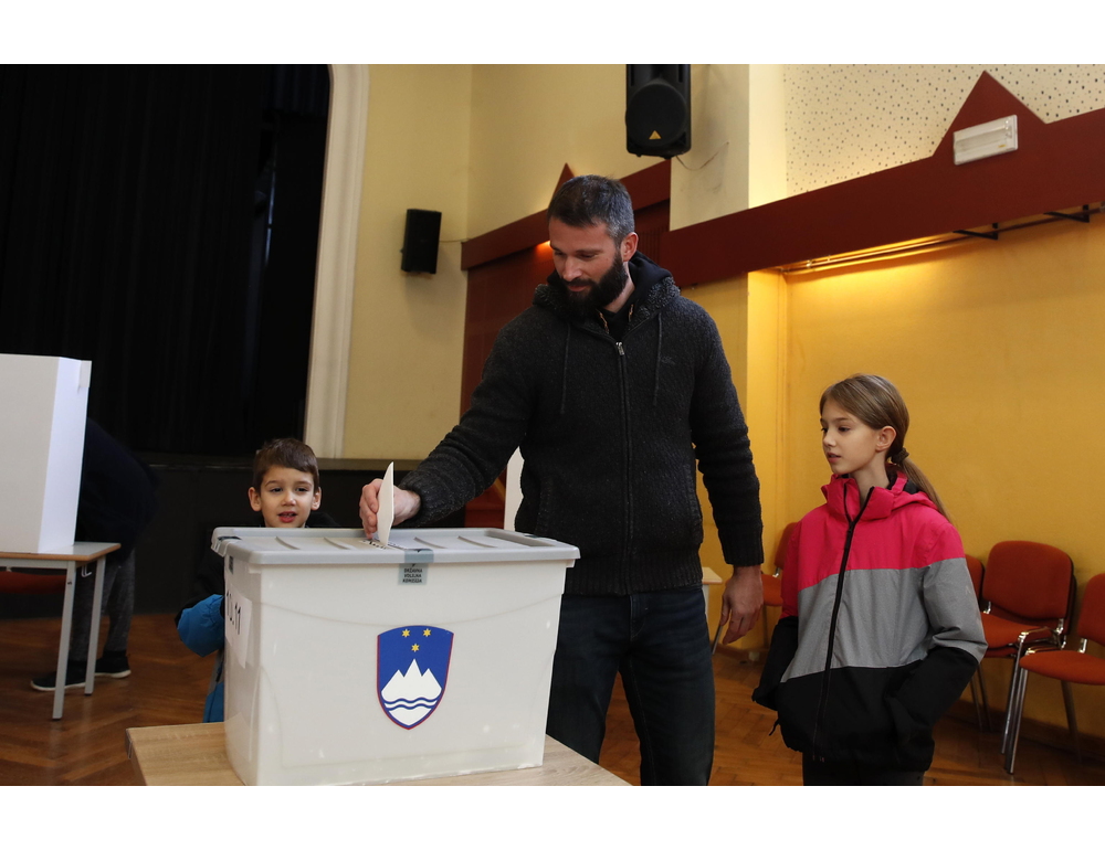 La Slovenia al voto per quattro referendum