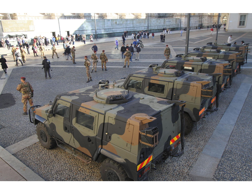 La mente del M1710 indagato per istigazione a delinquere aggravata
