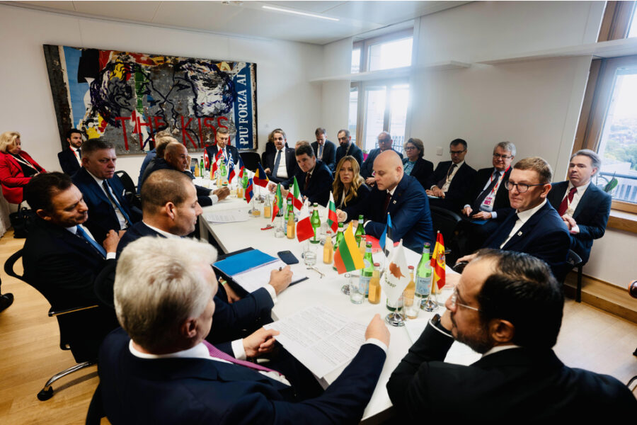 Il testo del summit: 'Nella revisione