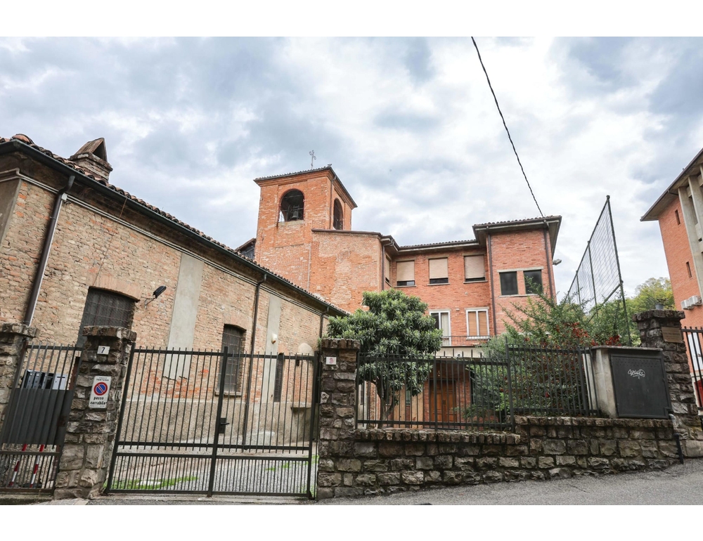 Mamma uccide figlia di 3 anni, legale del padre ‘è disperato e senza pace’