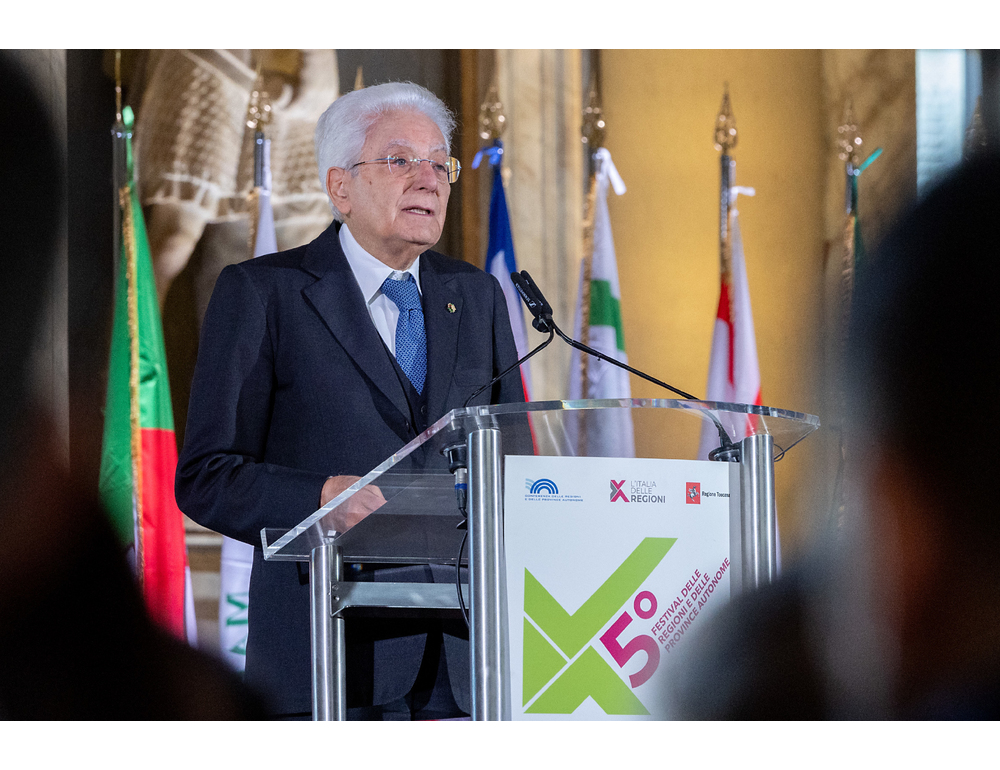 Mattarella, soccorso in mare valore fondante della marina nazionale