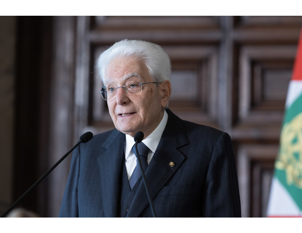 Mattarella, tenore di vita cittadini aggredito da inflazione e salari che non crescono