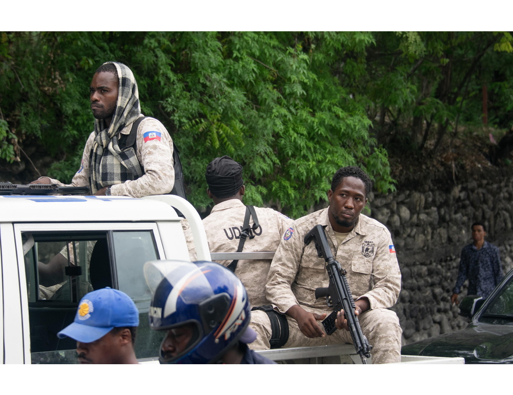 Media, El Salvador schiera 1.300 militari ad Haiti