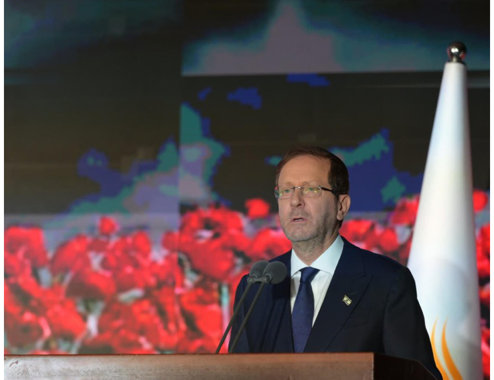 Media, Herzog vedrà Netanyahu e Eisenkot per testare governo di unità