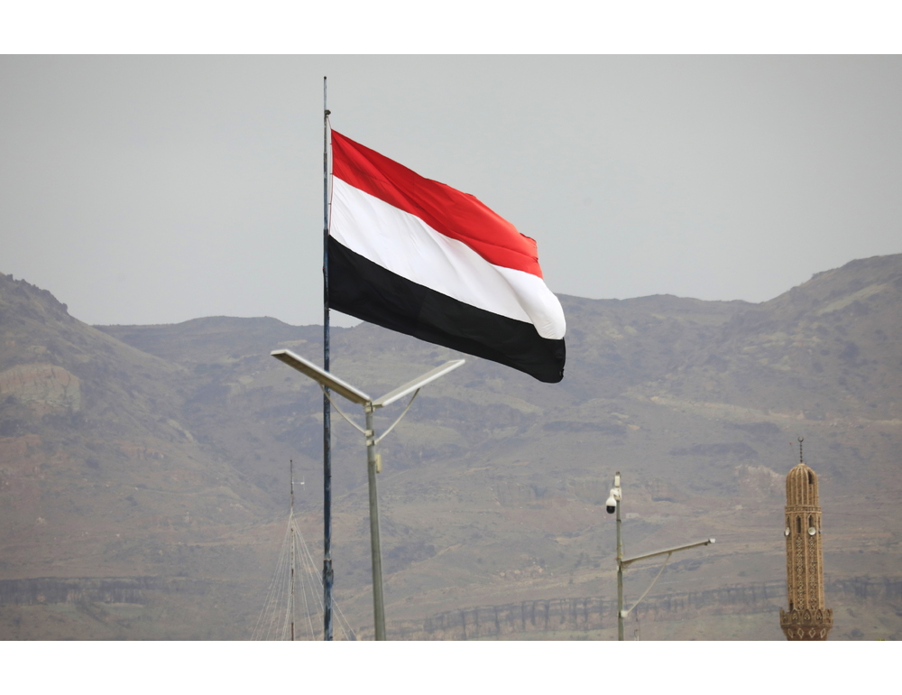 Media, forze governative yemenite attaccano gli Houthi vicino a Bab el Mandeb