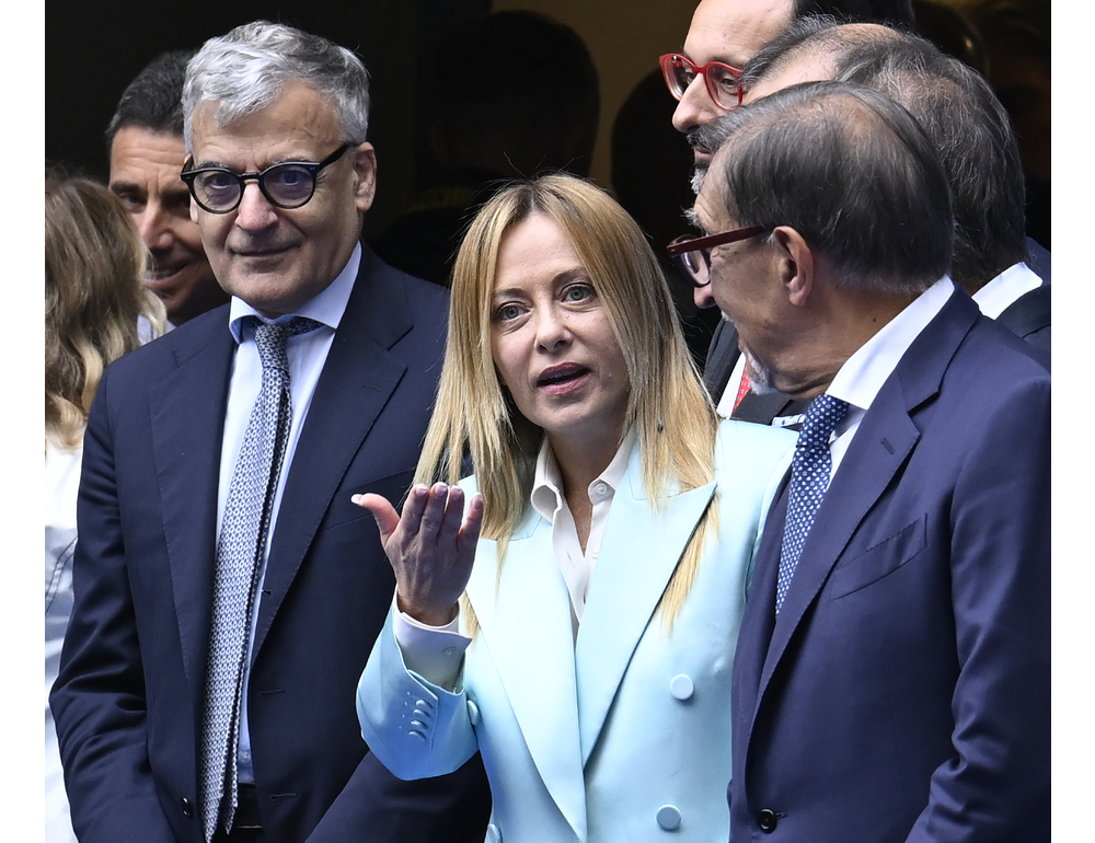 Meloni, con la manovra manteniamo gli impegni facendo quadrare i conti