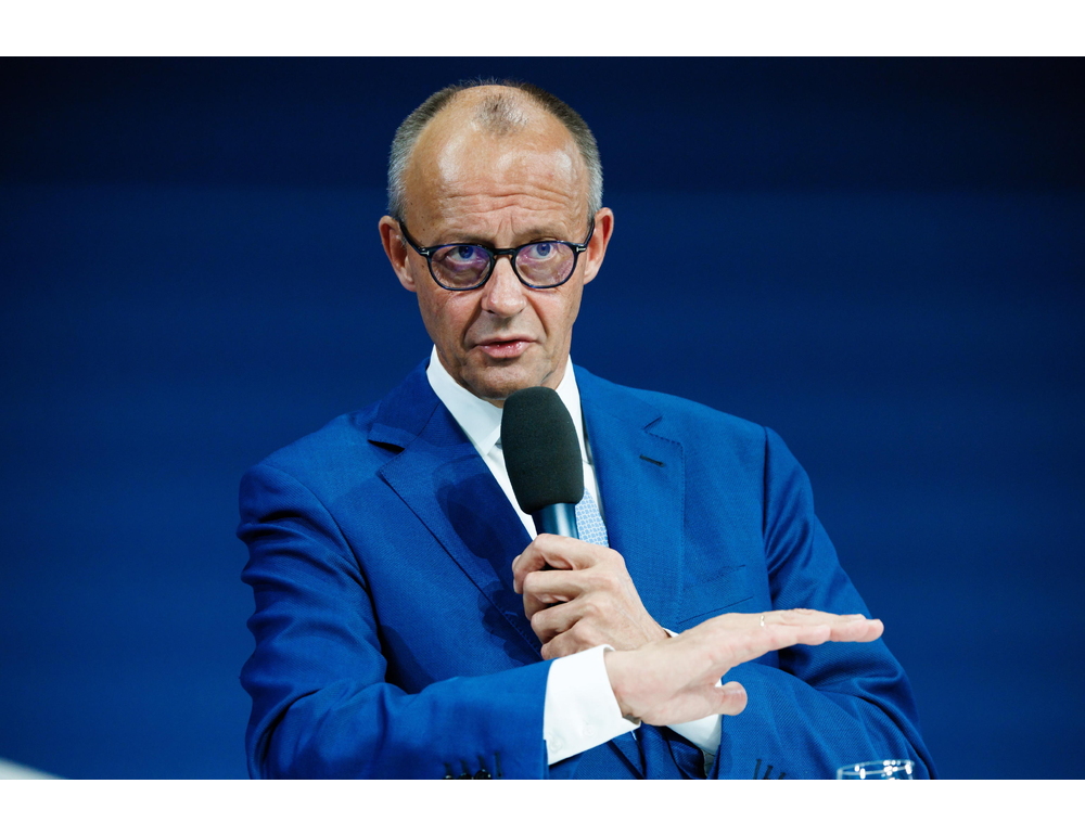 Merz, ‘chi dà il proprio voto all’AfD distrugge la credibilità’