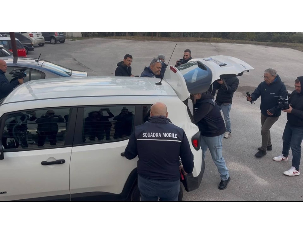 Morte avvelenate, al via la perquisizione nel liceo Scientifico di Riccia